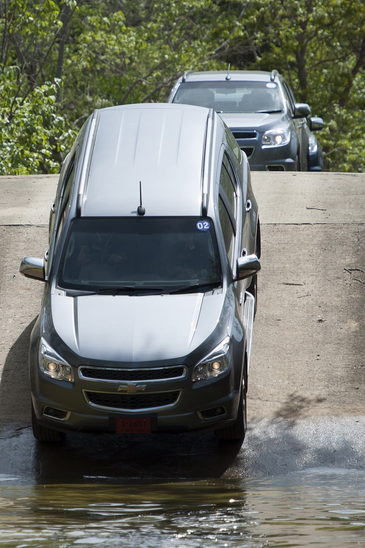 Iamcar_Chevrolet Off-Roading 3